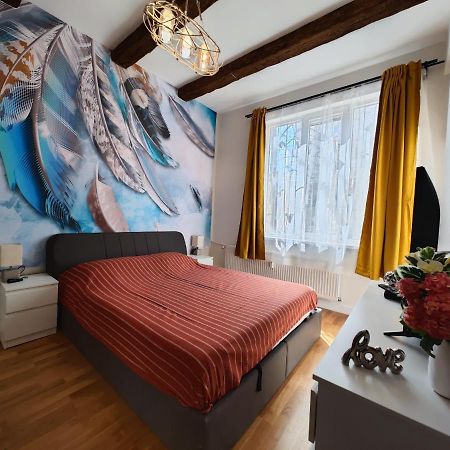 Apartamento Apart Sofia Lion Bridge 2Bdr Self Check In Exterior foto