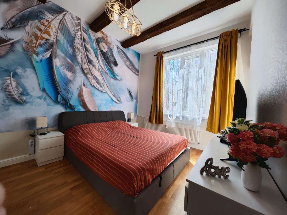 Apartamento Apart Sofia Lion Bridge 2Bdr Self Check In Exterior foto